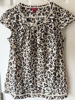 Merona Leopard Print Short Sleeve Tee in Beige and Black